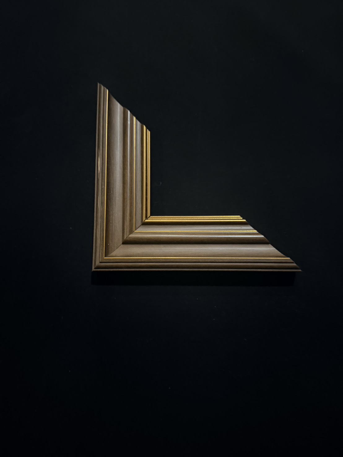 กรอบไม้มะฮอกกานี