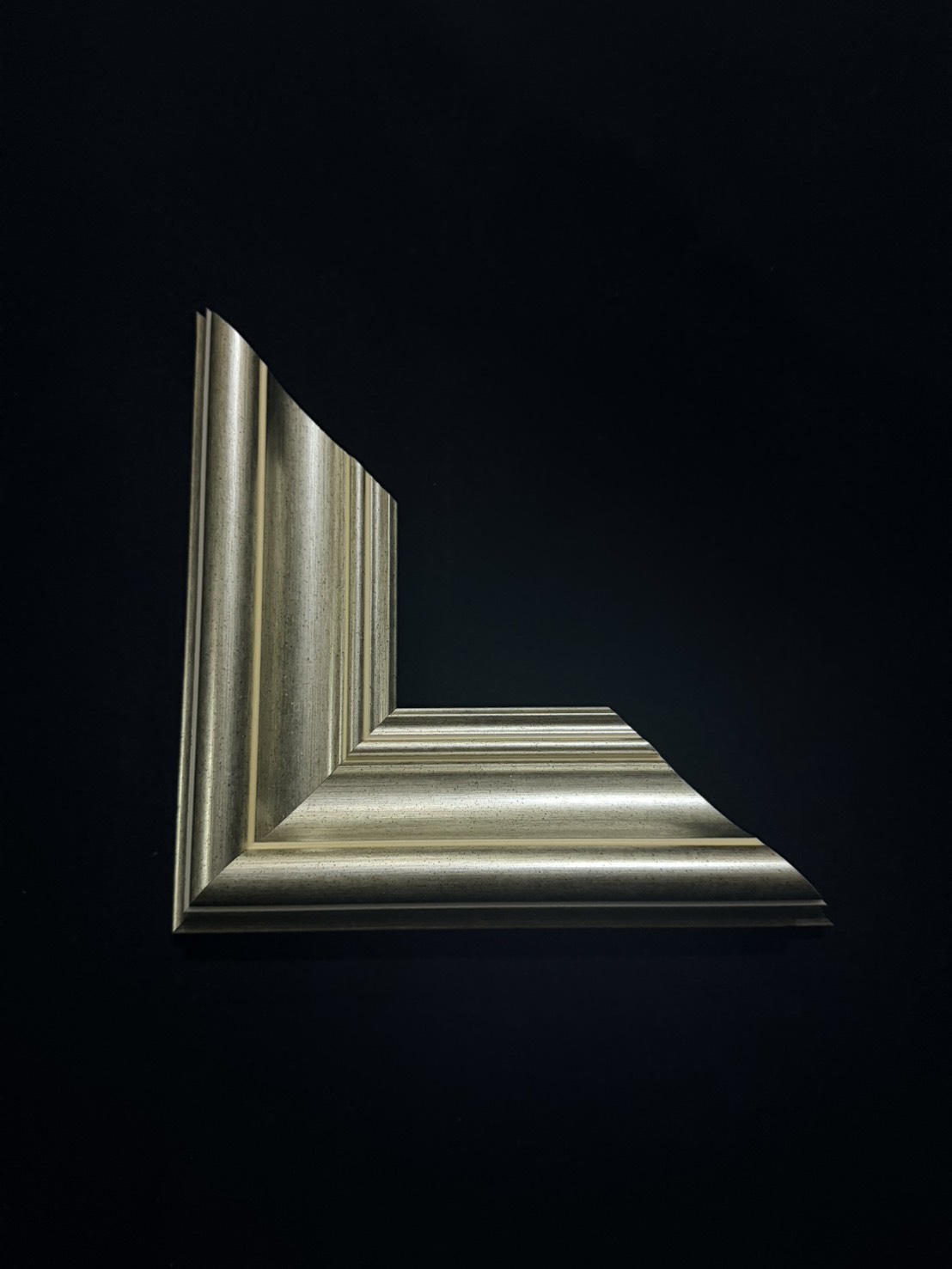 กรอบไม้ทองคำเปลว